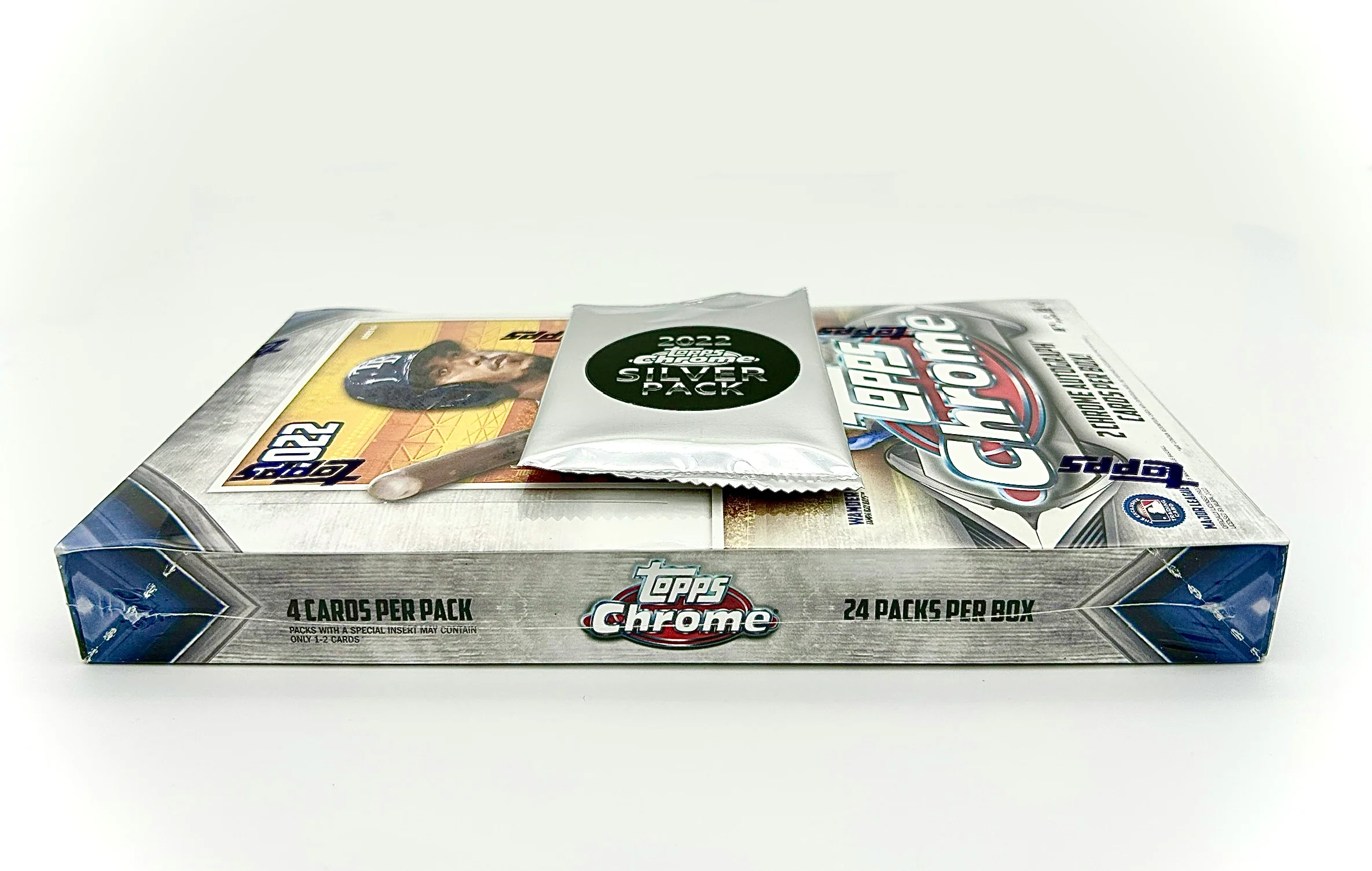 2022 Topps Chrome Baseball Hobby Box (with Silver Pack) - Image 3